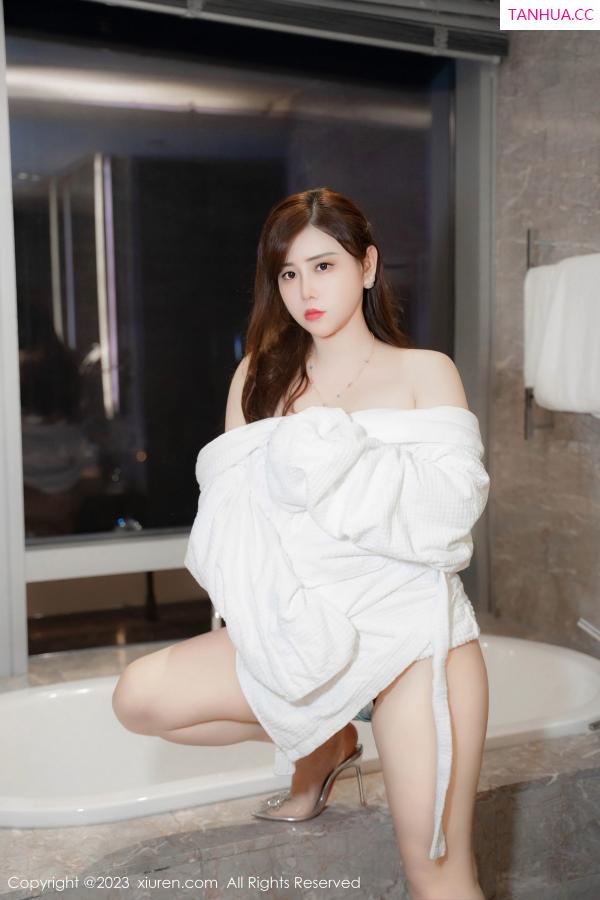 王格 王婉悠 [XiuRen]高清写真图 2023.09.27 No.7450 王婉悠Queen 丰腴美臀第12张图片